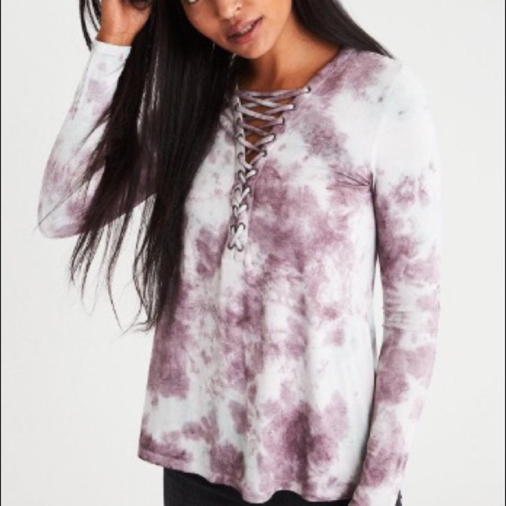 American Eagle soft & sexy red lace up long sleeve